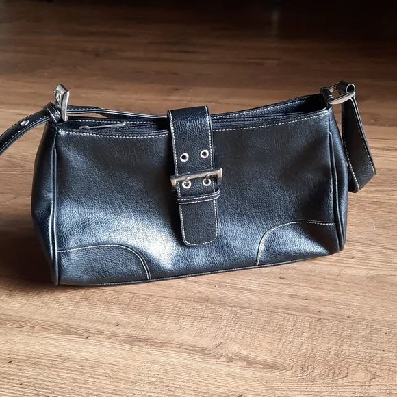 Handbag - Picture 1 of 16